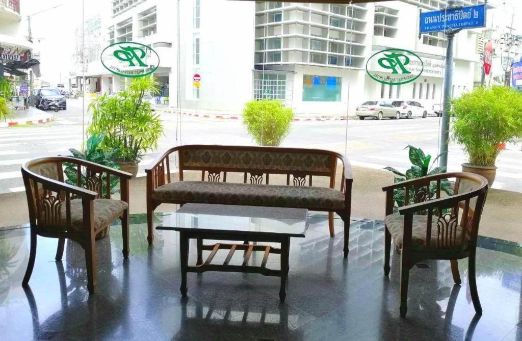 Tanaphat Hatyai Hotel Hat Yai Extérieur photo